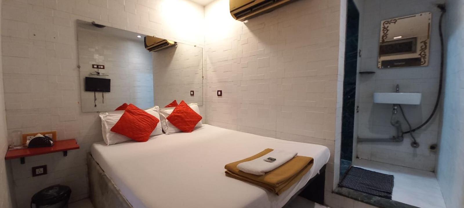 Hotel Janata Bombay Extérieur photo