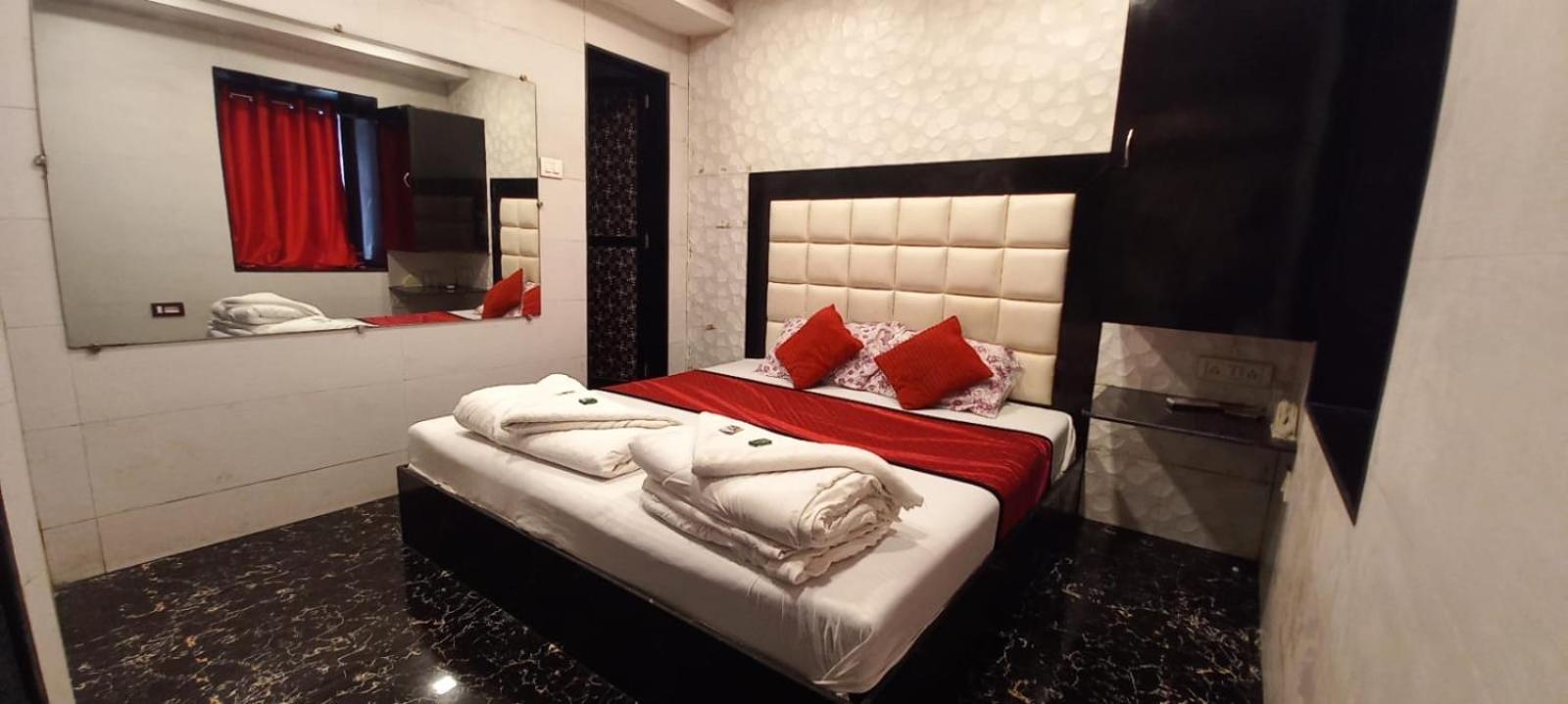 Hotel Janata Bombay Extérieur photo