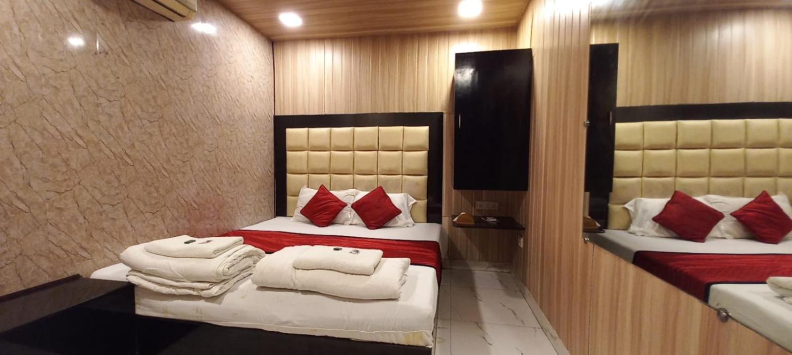 Hotel Janata Bombay Extérieur photo