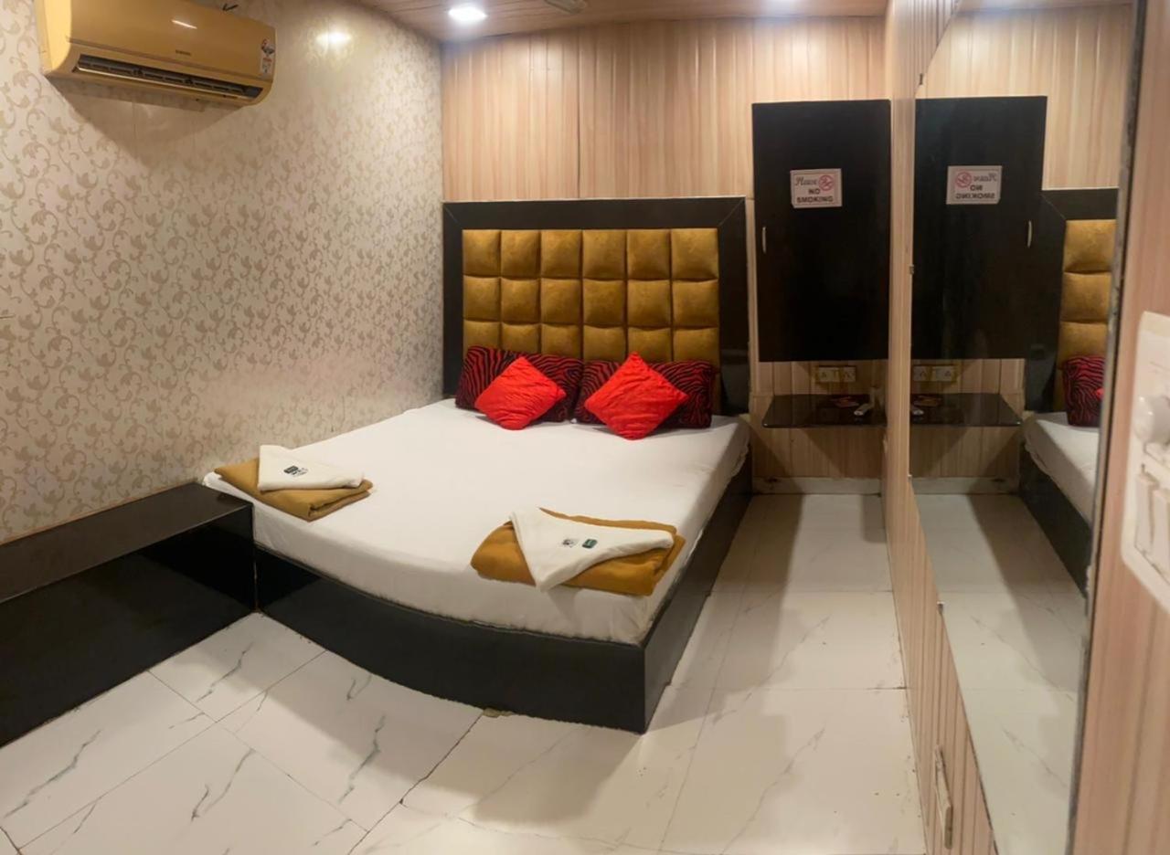 Hotel Janata Bombay Extérieur photo