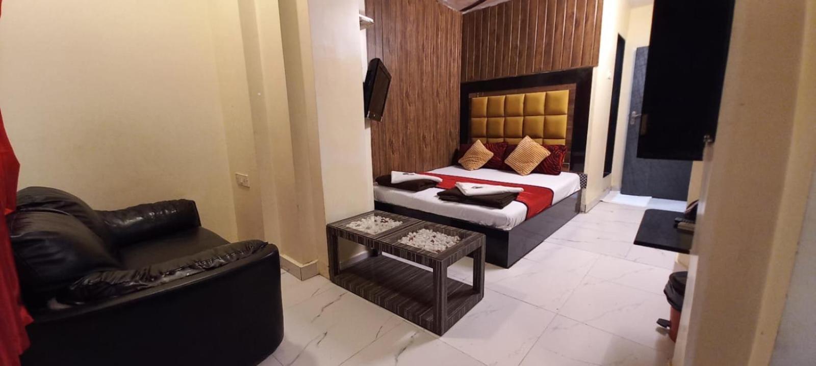 Hotel Janata Bombay Extérieur photo